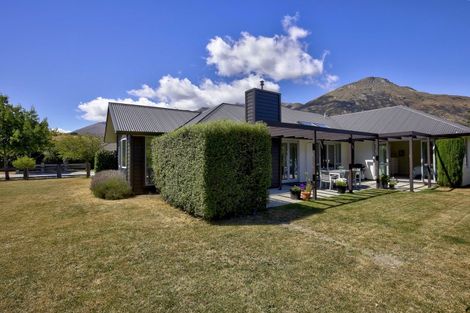 Photo of property in 23 Bridesdale Drive, Lake Hayes, Queenstown, 9304