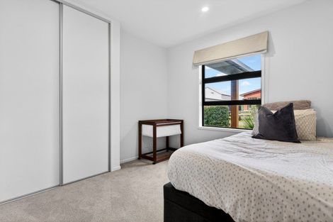 Photo of property in 122c Monument Road, Clevedon, 2582