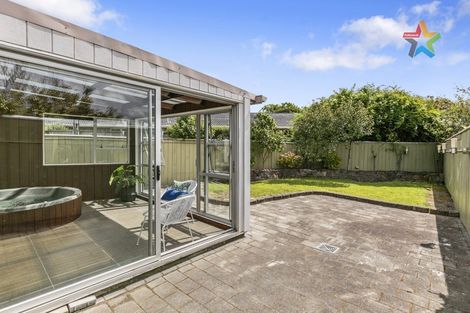 Photo of property in 82 Oxford Terrace, Epuni, Lower Hutt, 5011