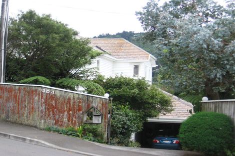 Photo of property in 104 Ranui Crescent, Khandallah, Wellington, 6035