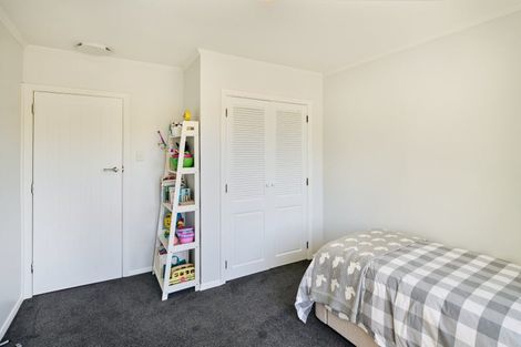 Photo of property in 5 Saint Francis Grove, Waterloo, Lower Hutt, 5011