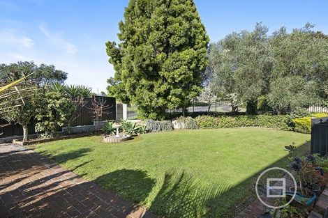 Photo of property in 1 Basra Drive, Henderson, Auckland, 0612