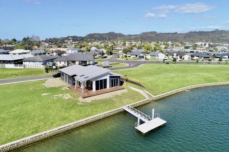 Photo of property in 5 Kahu Crescent, Whitianga, 3510