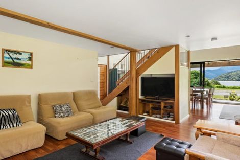 Photo of property in 742 Queen Charlotte Drive, Havelock, Picton, 7281