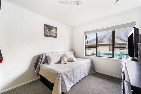 Photo of property in 33 Strid Road, Te Atatu South, Auckland, 0610