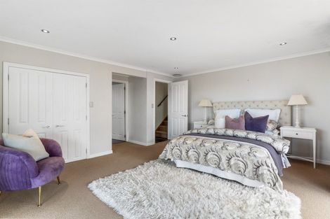 Photo of property in 1/7 Colmar Road, Mellons Bay, Auckland, 2014