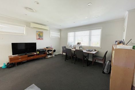 Photo of property in 1/11 Belmont Terrace, Milford, Auckland, 0620