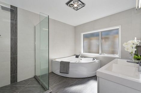 Photo of property in 11 Castleton Way, Flagstaff, Hamilton, 3210