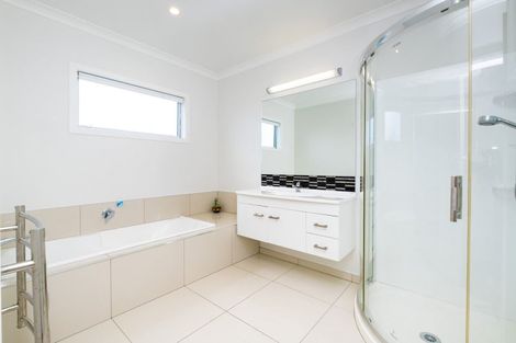 Photo of property in 21 Meissner Road, Havelock North, 4130