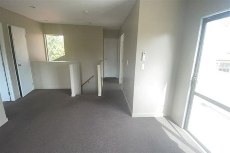 Photo of property in 7 Pistachio Place, Goodwood Heights, Auckland, 2105