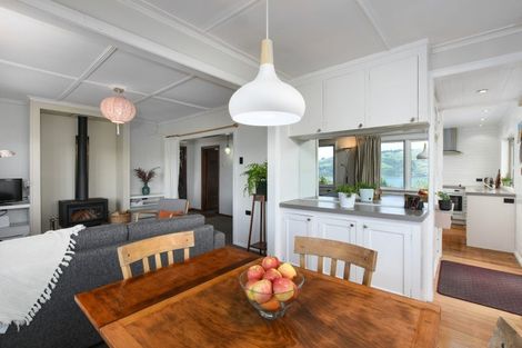 Photo of property in 28 Athol Place, Ravensbourne, Dunedin, 9022