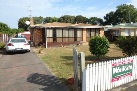 Photo of property in 68 Carrington Avenue, Silverdale, Hamilton, 3216