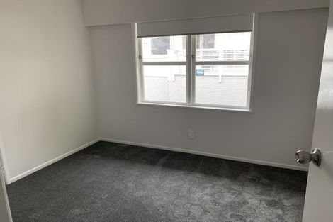 Photo of property in 122 Hepburn Road, Glendene, Auckland, 0602