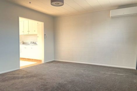 Photo of property in 2/62 Martin Street, Wallaceville, Upper Hutt, 5018