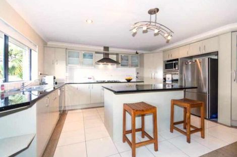 Photo of property in 56 San Marino Drive West, Henderson, Auckland, 0612