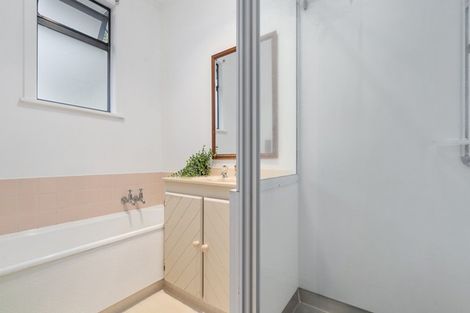 Photo of property in 209a Frankley Road, Frankleigh Park, New Plymouth, 4310