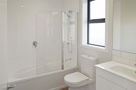 Photo of property in 1/1105 Fergusson Drive, Clouston Park, Upper Hutt, 5018