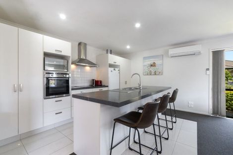 Photo of property in 164 Doncaster Drive, Papamoa Beach, Papamoa, 3118