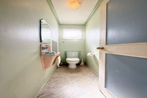 Photo of property in 18 Marvon Downs Avenue, Pakuranga Heights, Auckland, 2010