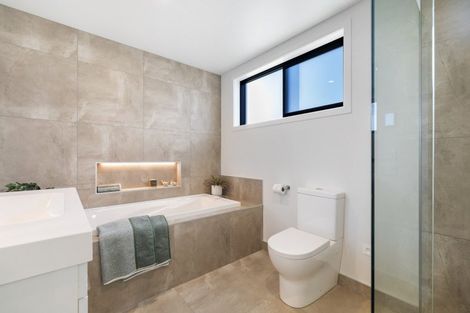 Photo of property in 6 Learning Rock Lane, Wanaka, 9305