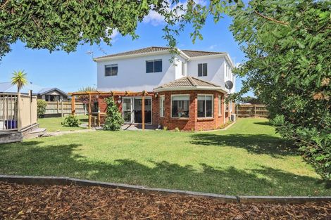 Photo of property in 28 Arataki Road, Havelock North, 4130