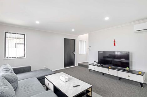 Photo of property in 16 Bliss Court, Takanini, 2110