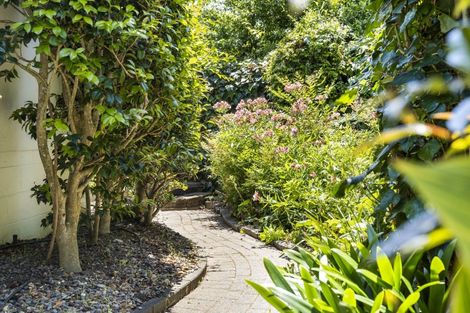 Photo of property in 2/27 Sorrel Crescent, Bucklands Beach, Auckland, 2012