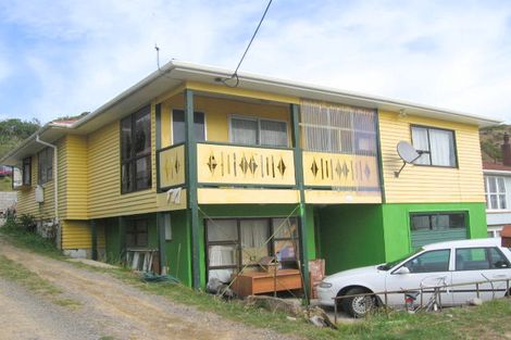 Photo of property in 65 Ahuriri Street, Strathmore Park, Wellington, 6022