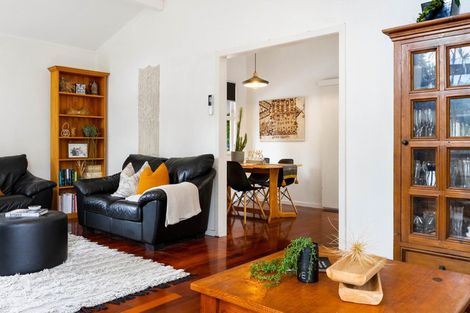 Photo of property in 26 Acacia Road, Torbay, Auckland, 0632