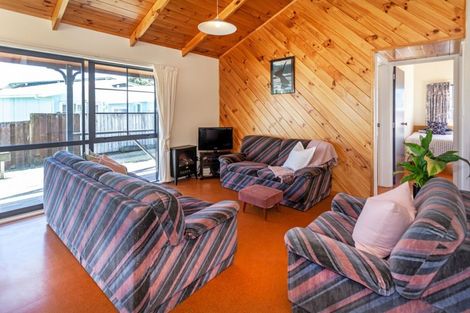 Photo of property in 132a Pipi Road, Whangamata, 3620