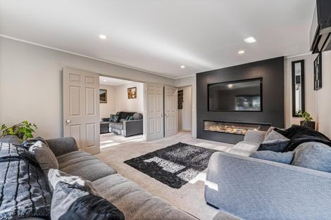 Photo of property in 129b Parrs Cross Road, Glen Eden, Auckland, 0612