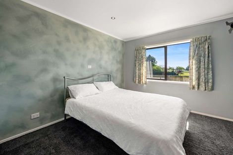 Photo of property in 50c Robinson Avenue, Holdens Bay, Rotorua, 3010