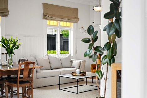 Photo of property in 9 Rata Street, Maeroa, Hamilton, 3200