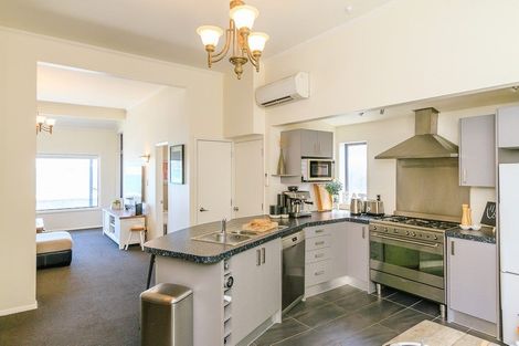 Photo of property in 604 Marine Drive, Days Bay, Lower Hutt, 5013