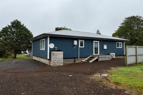 Photo of property in 19a Mackenzie Street, Te Atatu South, Auckland, 0610