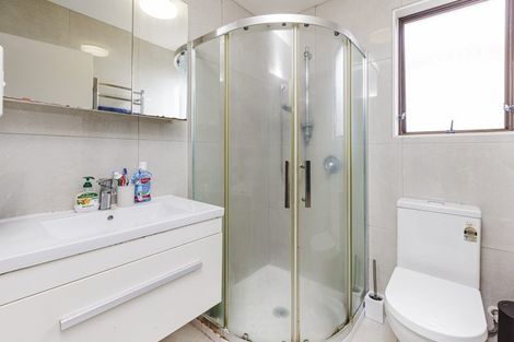 Photo of property in 5/1 Rebecca Rise, Weymouth, Auckland, 2103