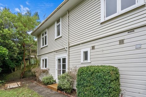 Photo of property in 25 Mccoll Street, Vogeltown, Wellington, 6021