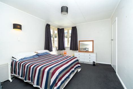 Photo of property in 18 Dowding Street, Melville, Hamilton, 3206