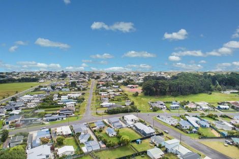 Photo of property in 67a Thomas Place, Foxton Beach, Foxton, 4815