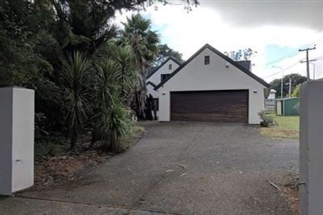 Photo of property in 140 Upper Harbour Drive, Greenhithe, Auckland, 0632