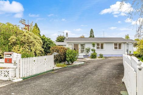 Photo of property in 5 Cotton Place, Opaheke, Papakura, 2113