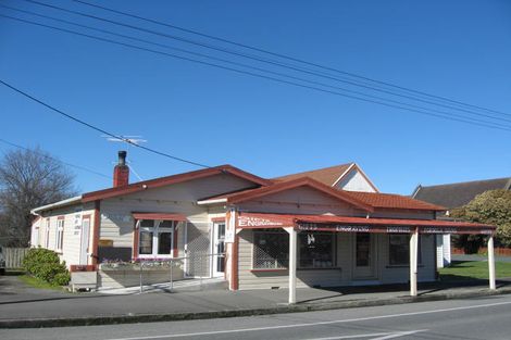 Photo of property in 201 High Street South, Carterton, 5713