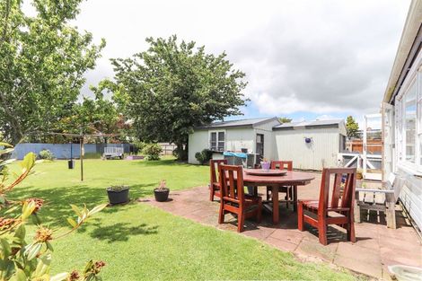 Photo of property in 13 Maire Street, Inglewood, 4330