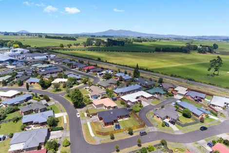 Photo of property in 1 Corsair Place, Melville, Hamilton, 3206