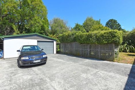 Photo of property in 16 Molloys Road, Te Marua, Upper Hutt, 5018