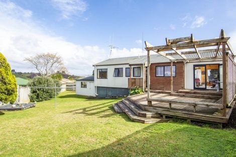 Photo of property in 15 Pelorus Street, Welcome Bay, Tauranga, 3112