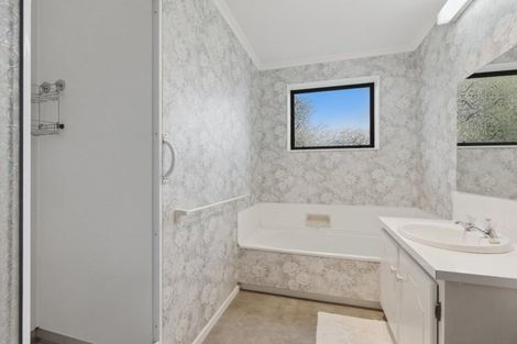 Photo of property in 4 Te Whena Place, Waitara, 4320