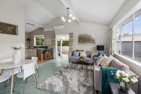 Photo of property in 4a Korau Grove, Stokes Valley, Lower Hutt, 5019