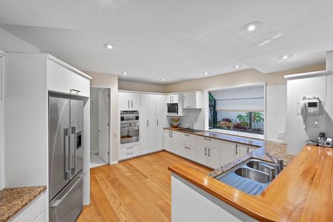 Photo of property in 37 Clyside Avenue, Half Moon Bay, Auckland, 2012