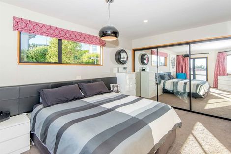 Photo of property in 15 Plains View, Mount Pleasant, Christchurch, 8081